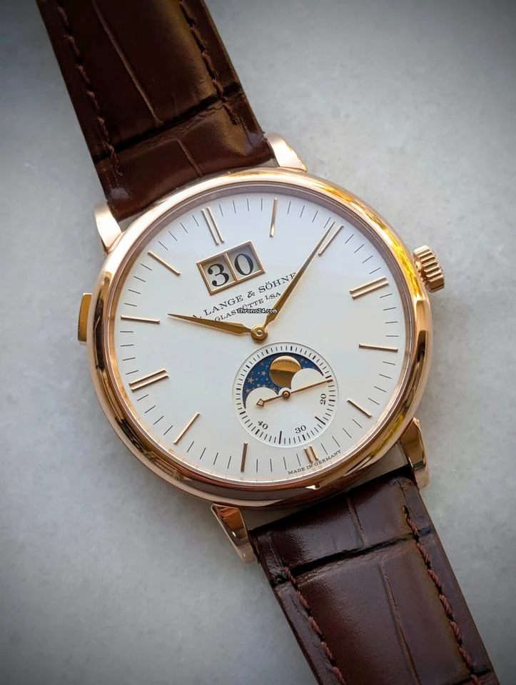 A. Lange & S?hne Saxonia Moon Phase Argenté dial