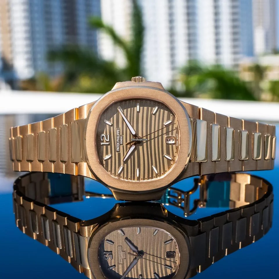 Patek Philippe 2022 Nautilus 7118/1r 35mm