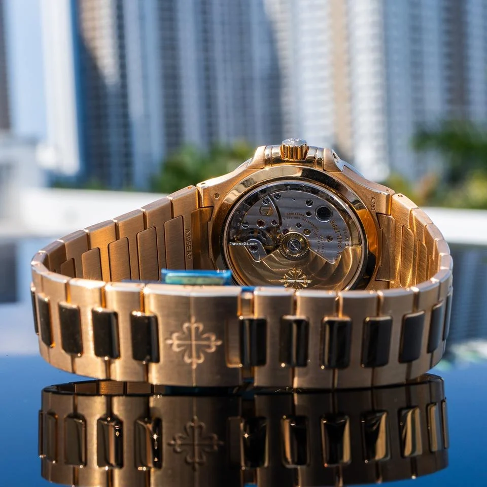 Patek Philippe 2022 Nautilus 7118/1r 35mm