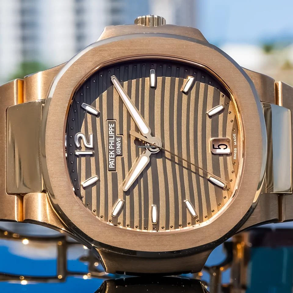 Patek Philippe 2022 Nautilus 7118/1r 35mm