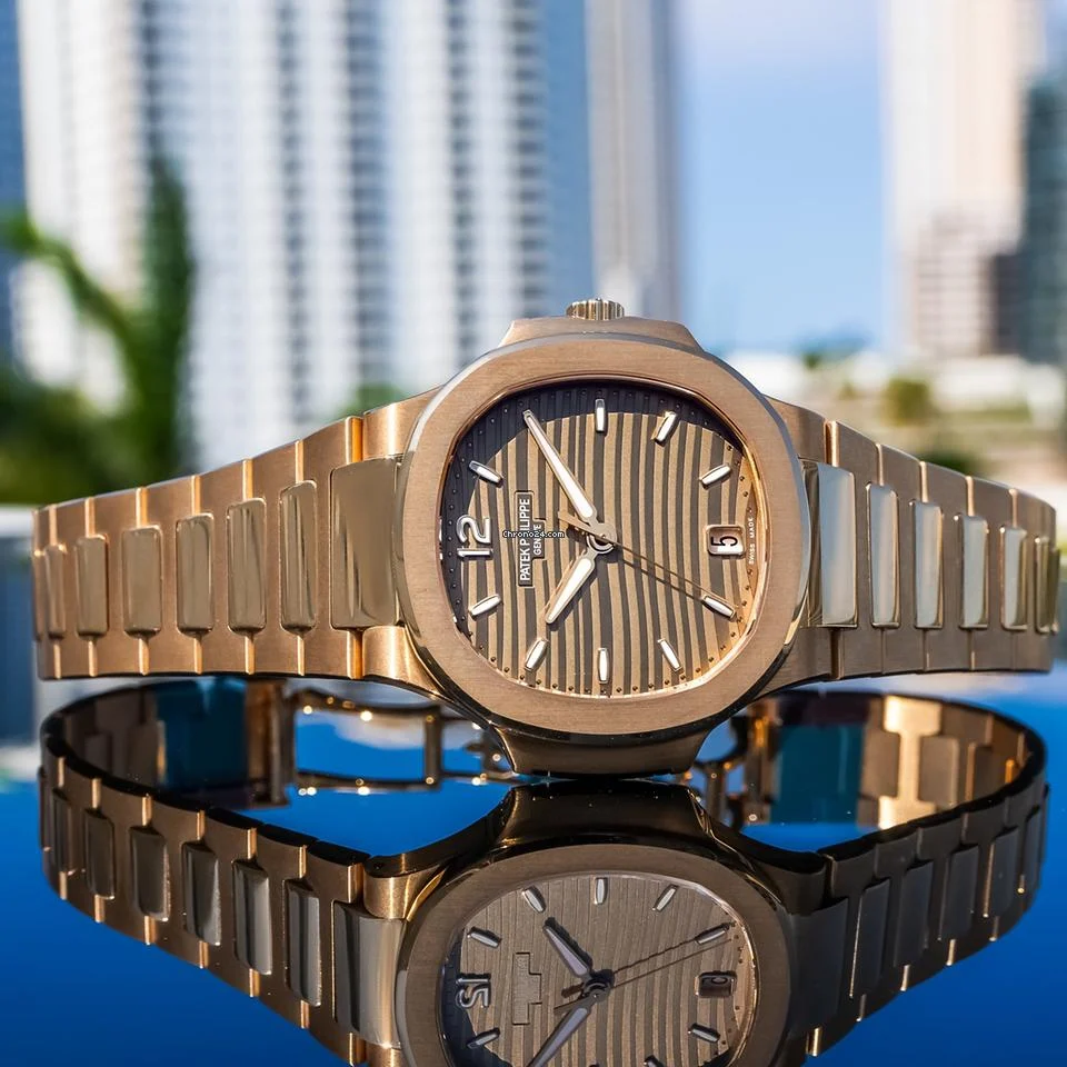 Patek Philippe 2022 Nautilus 7118/1r 35mm