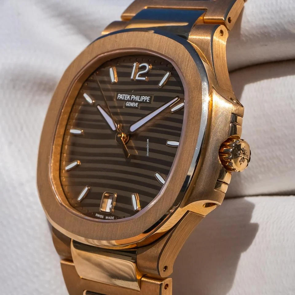 Patek Philippe 2022 Nautilus 7118/1r 35mm