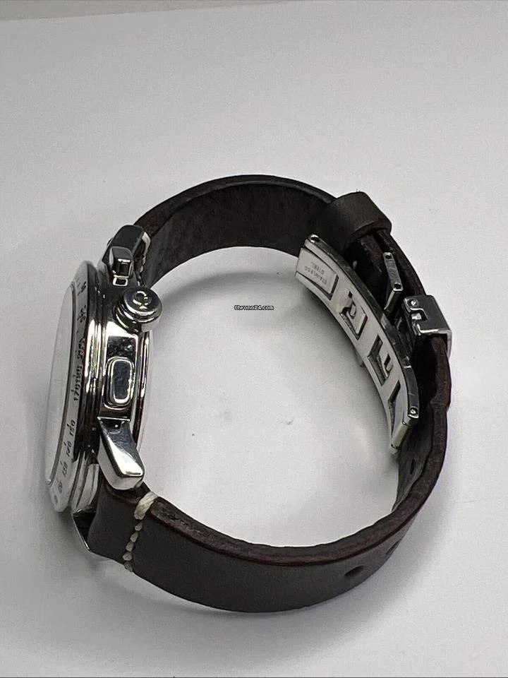 Girard Perregaux Chronograph Ref 7500 Automatic 36mm Steel Date Watch 8 Girard Perregaux Chronograph Ref 7500 Automatic 36mm Steel Date Watch