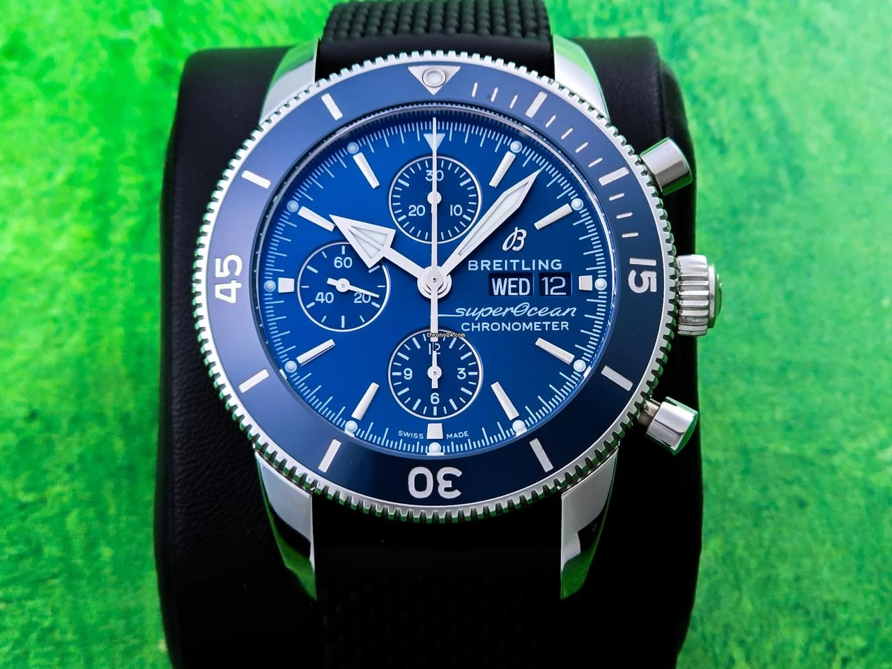 Breitling Superocean Héritage II 44mm Blue Dial on Rubber strap Ref A13313 - Complete set