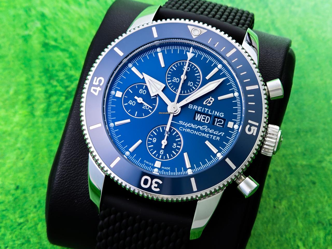 Breitling Superocean Héritage II 44mm Blue Dial on Rubber strap Ref A13313 - Complete set