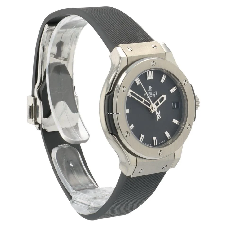 Hublot Classic Fusion Titanium Black Dial 33mm Quartz Women's 581.NX.1170.RX 3 Hublot Classic Fusion Titanium Black Dial 33mm Quartz Women's 581.NX.1170.RX