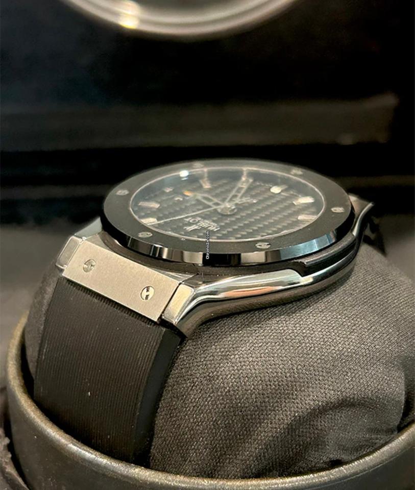 Hublot Classic Fusion Zirconium 45MM Black Carbon Dial Rubber Strap (511.ZM.1670.RX) 4 Hublot Classic Fusion Zirconium 45MM Black Carbon Dial Rubber Strap (511.ZM.1670.RX)