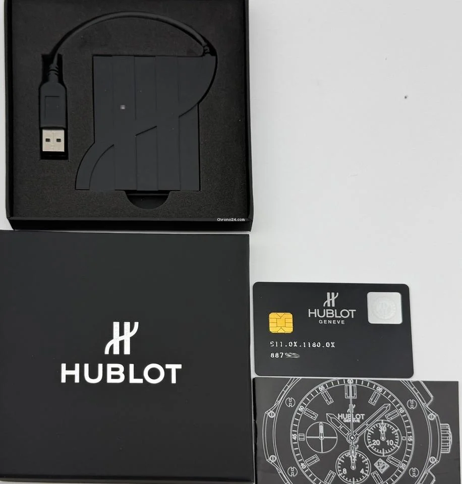 Hublot 511.OX.1180.OX Classic Fusion 18K Rose Gold Box Paper 45mm