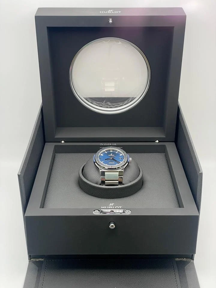 Hublot 2025 Hublot Classic Fusion 42mm Titanium 548.NX.7170.NX
