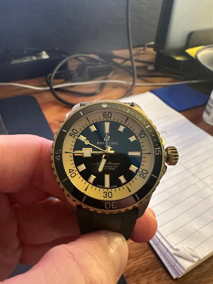 Breitling Superocean Automatic 42 Breitling Superocean Green Dial Bronze 42mm Box & Papers 20 Breitling Superocean Automatic 42 Breitling Superocean Green Dial Bronze 42mm Box & Papers