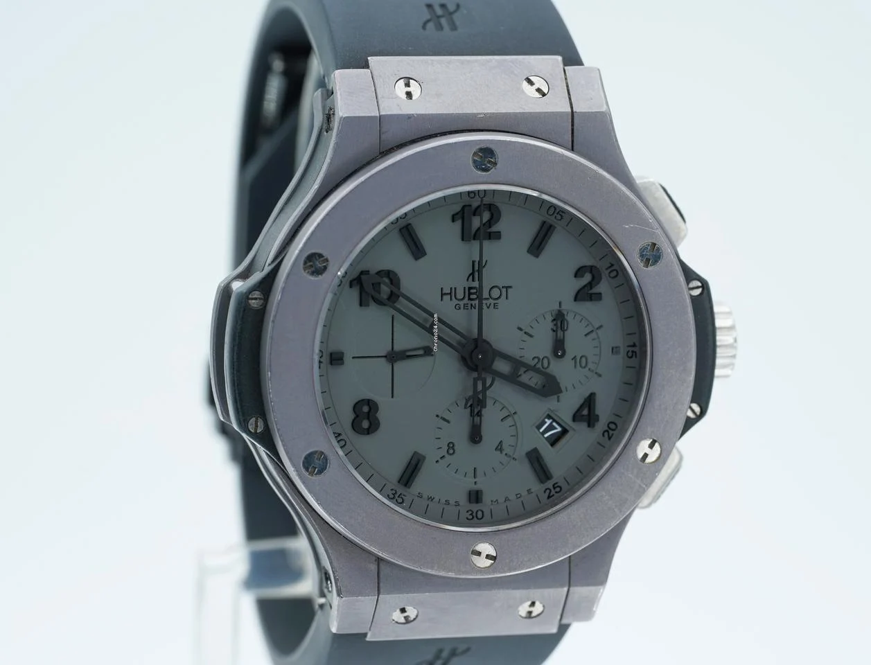 Hublot Big Bang Chronograph Tantalum Gray Dial 44mm Automatic 301.AI.460.RX