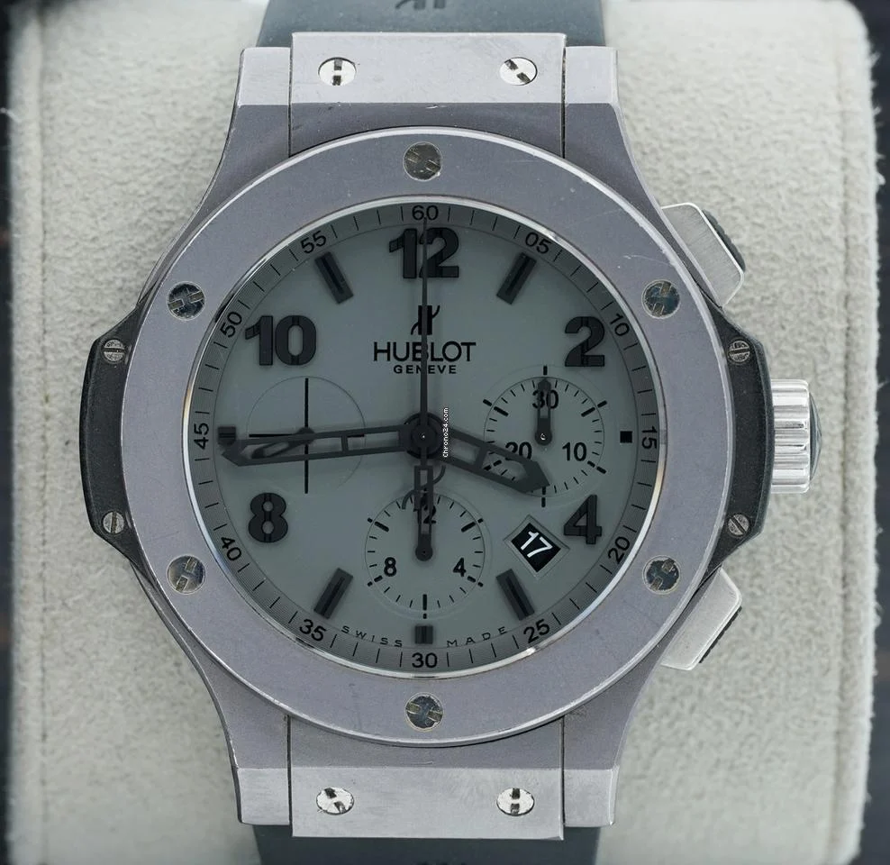 Hublot Big Bang Chronograph Tantalum Gray Dial 44mm Automatic 301.AI.460.RX