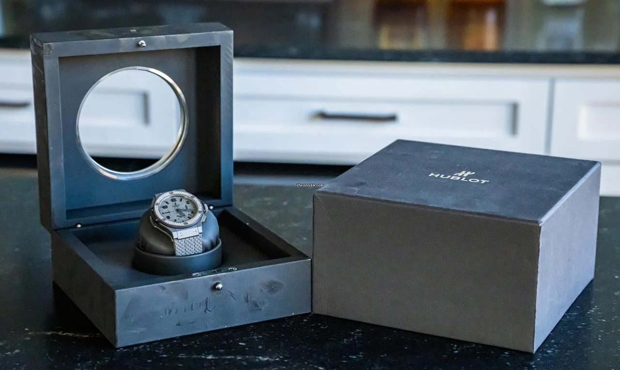 Hublot Big Bang 44mm Tantalum & Diamonds $30K MSRP Chronograph 301.AI.460.RX.114 4 Hublot Big Bang 44mm Tantalum & Diamonds $30K MSRP Chronograph 301.AI.460.RX.114