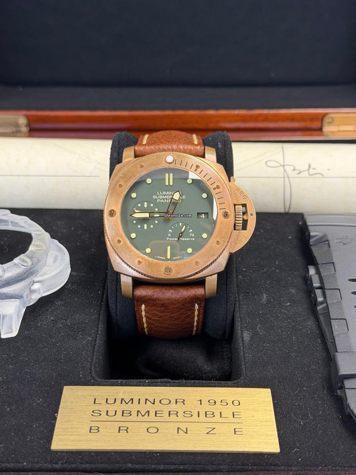 Panerai Luminor Submersible Bronze Green Dial PAM 00507