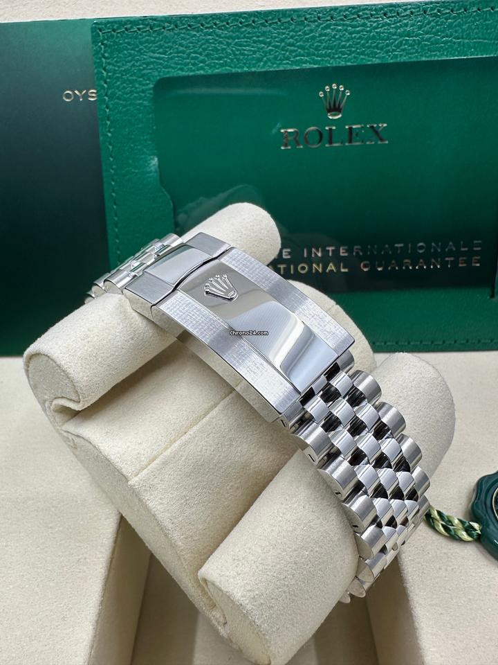 Rolex Datejust 41 2025 Blue dial NEW/UNWORN Jubilee 126334