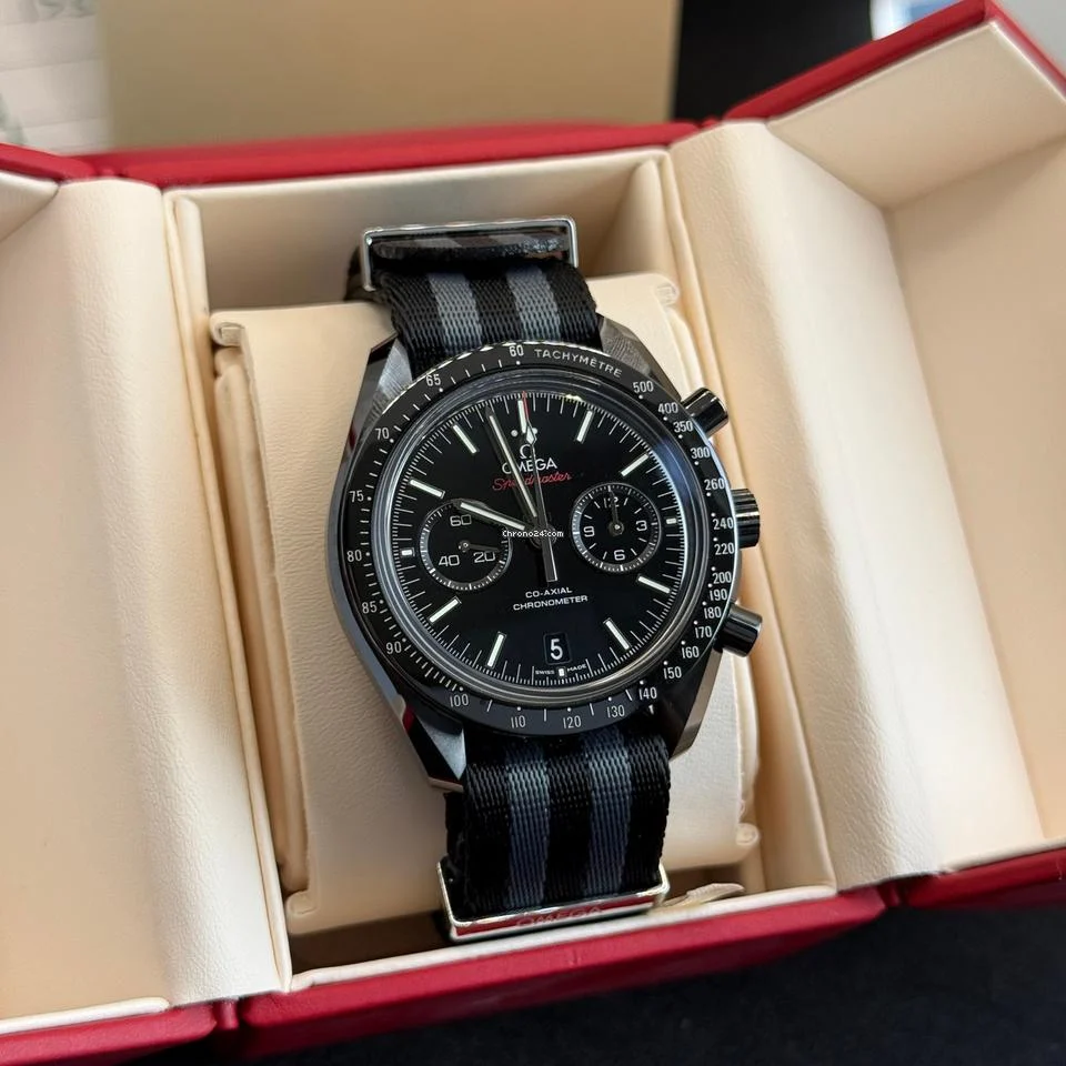 Omega Speedmaster Dark Side Of The Moon Collector Owned ? Excellent Condition ? Service Papers