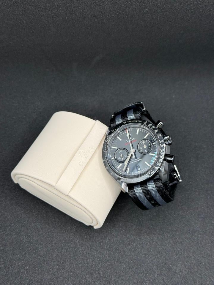 Omega Speedmaster Dark Side Of The Moon Collector Owned ? Excellent Condition ? Service Papers