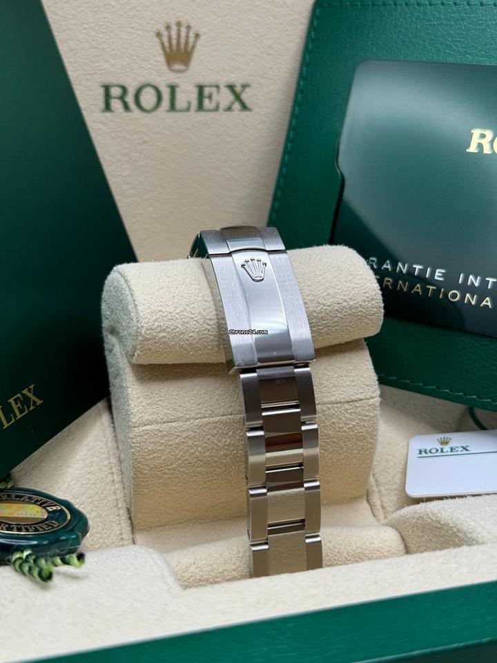 Rolex Datejust 31 NEW 2024 Blue Floral Diamond Dial Diamond Bezel Stainless Steel Oyster 6 Rolex Datejust 31 NEW 2024 Blue Floral Diamond Dial Diamond Bezel Stainless Steel Oyster