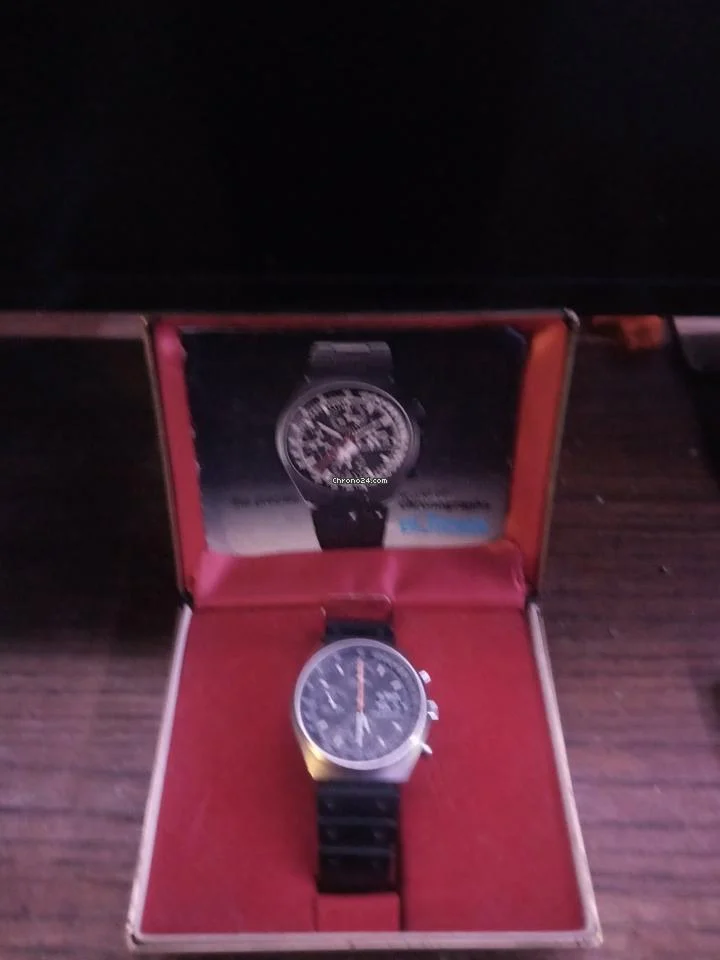 Le Jour Chronograph Chronograph 7500. Vintage 1978 model. Excellent Condition.