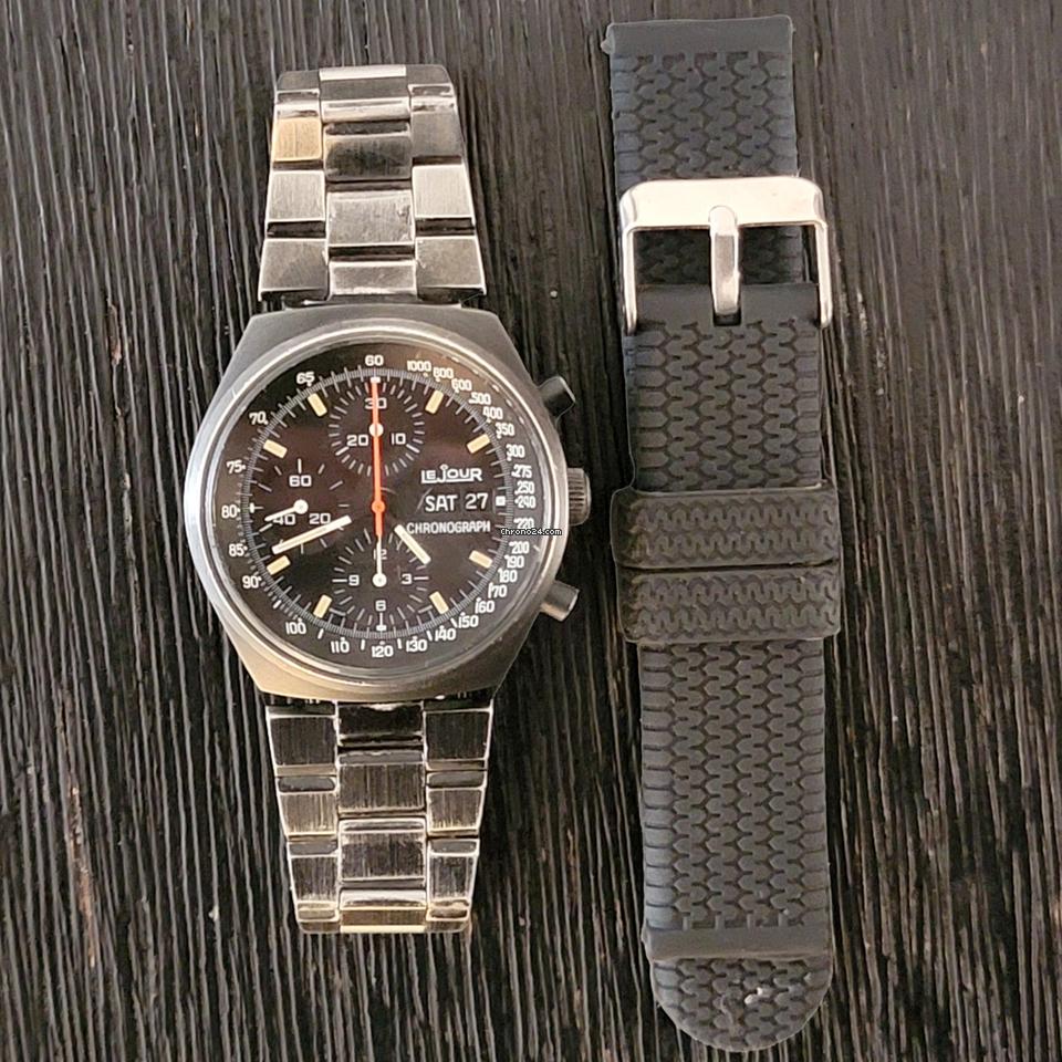 Le Jour Chronograph Chronograph 7500. Vintage 1978 model. Excellent Condition.