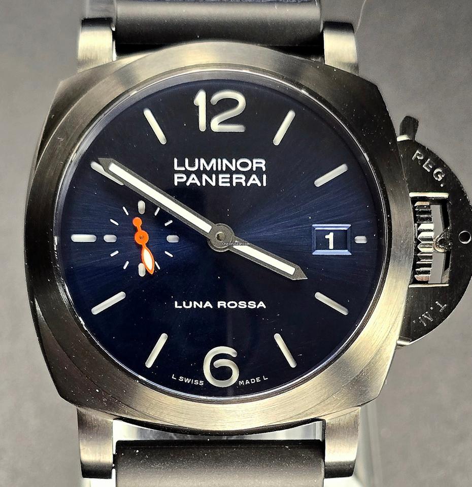 Panerai Dlc Luna Rossa Pam01408 Luminor Quaranta 40mm 2024, warranty through 2032. Box and papers.