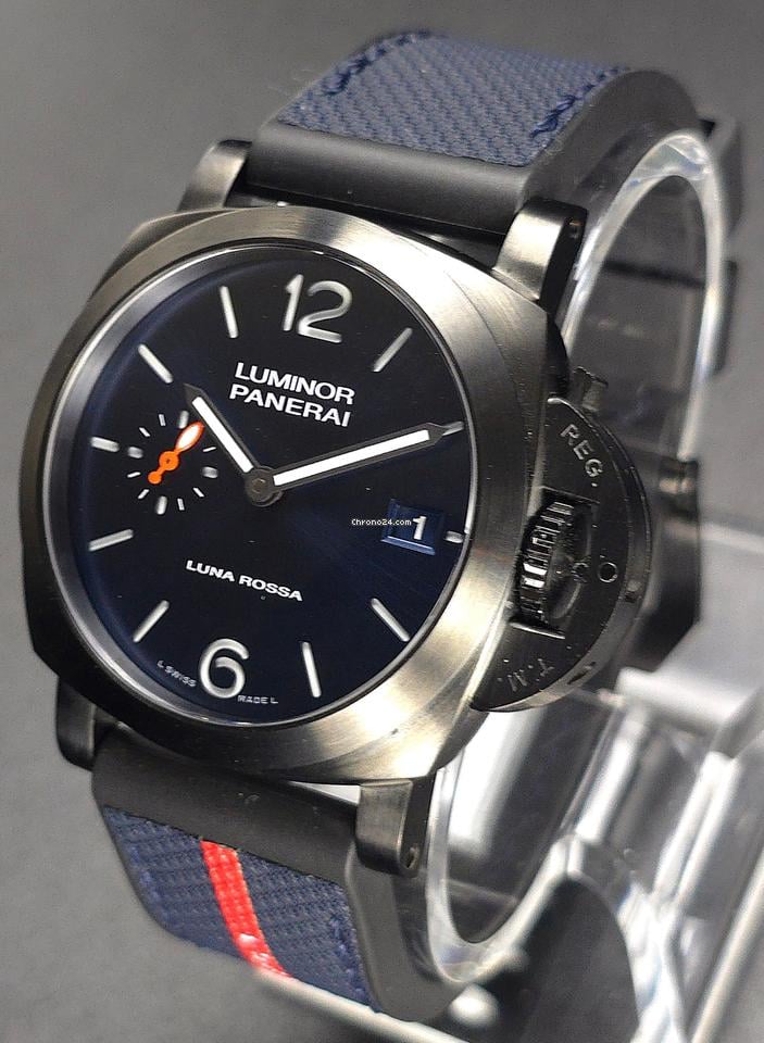 Panerai Dlc Luna Rossa Pam01408 Luminor Quaranta 40mm 2024, warranty through 2032. Box and papers.