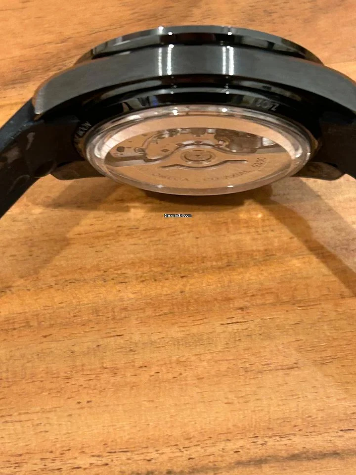 Omega Speedmaster Dark Side Of The Moon Moonwatch Excellent condition, with original box, but without cards
