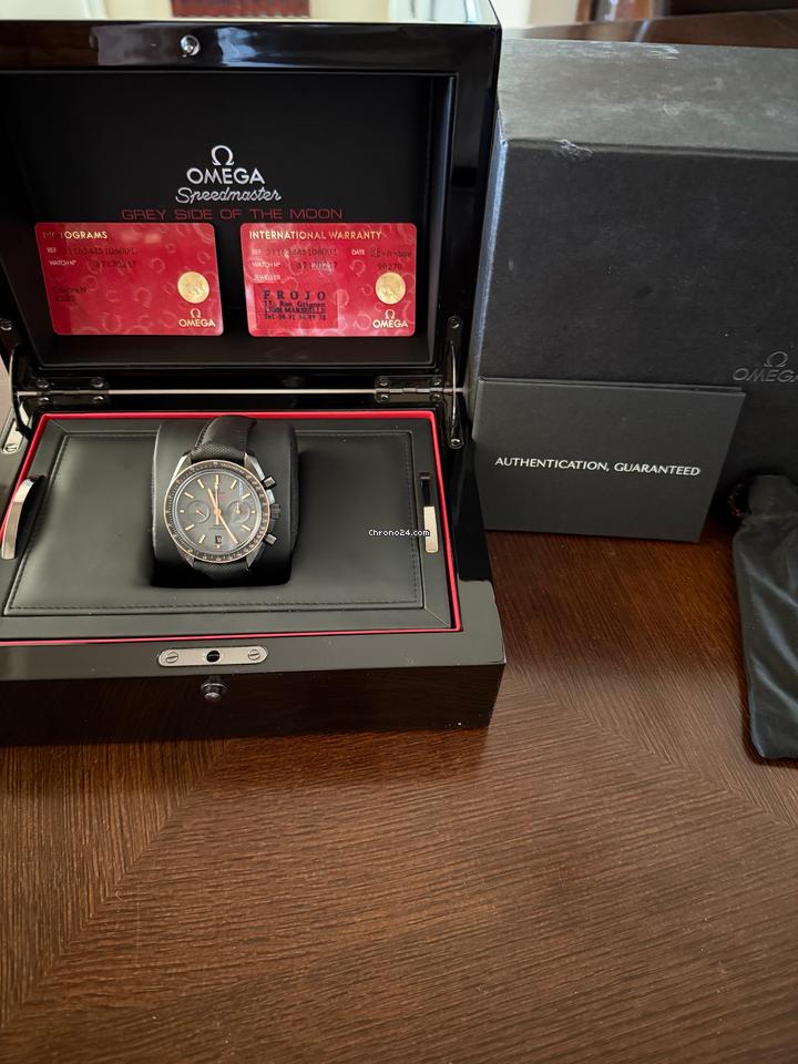 Omega Speedmaster Moonwatch Dark Side Of The Moon Full Set, excellent condition