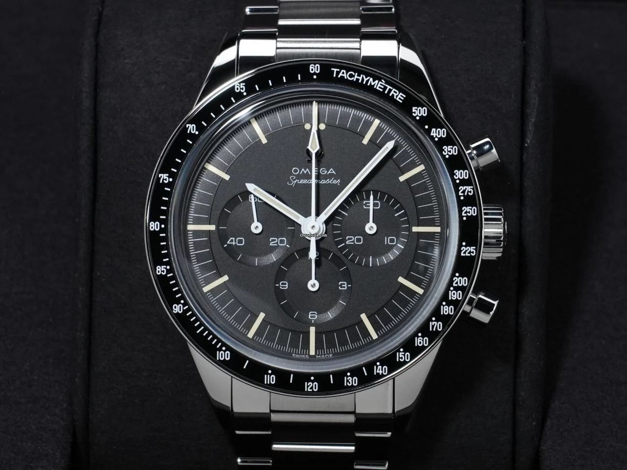 Omega Speedmaster \"Ed White\" 保証書;箱;冊子;パスケース;NATOベルト;工具;バネ棒;ルーペ