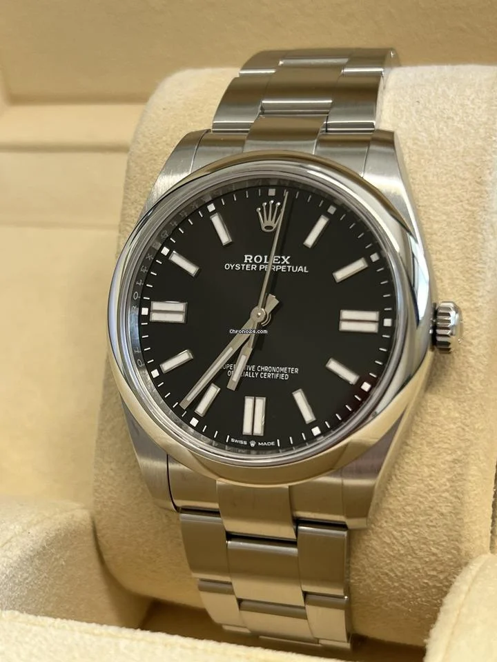 Rolex - Unworn Oyster Perpetual 41 Black Dial 124300 4 Rolex - Unworn Oyster Perpetual 41 Black Dial 124300