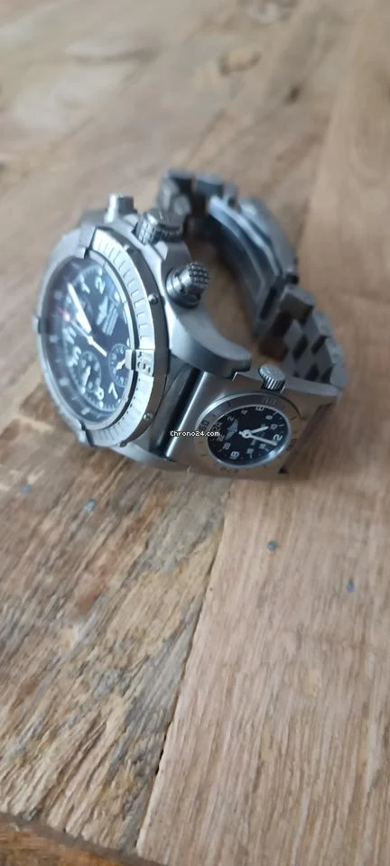 Breitling Avenger Breitling Chrono Avenger Utc Titan.