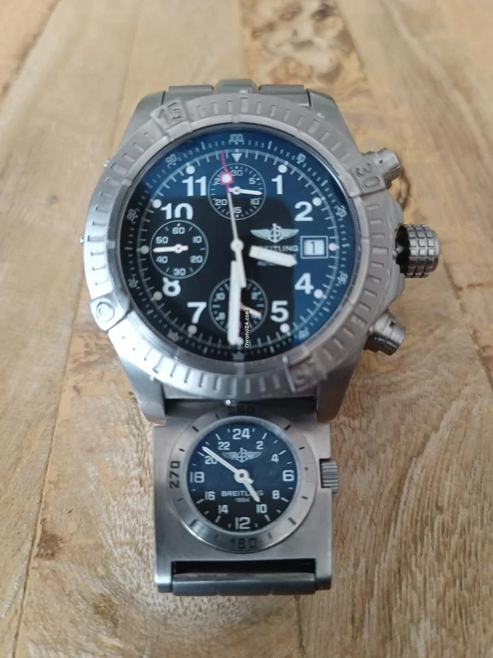 Breitling Avenger Breitling Chrono Avenger Utc Titan.