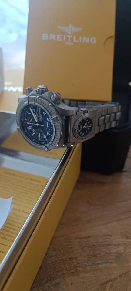 Breitling Avenger Breitling Chrono Avenger Utc Titan.