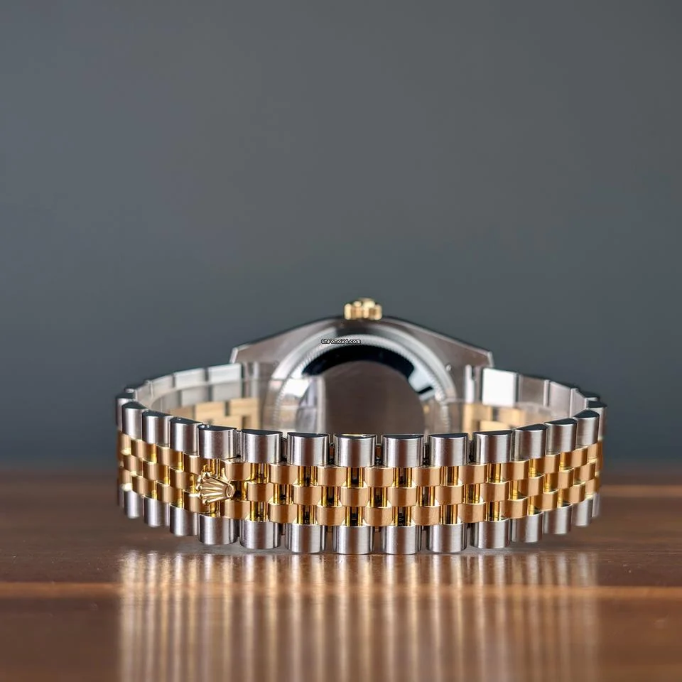 Rolex Datejust 36 2005 Box & Papers Roman Dial Jubilee Bracelet