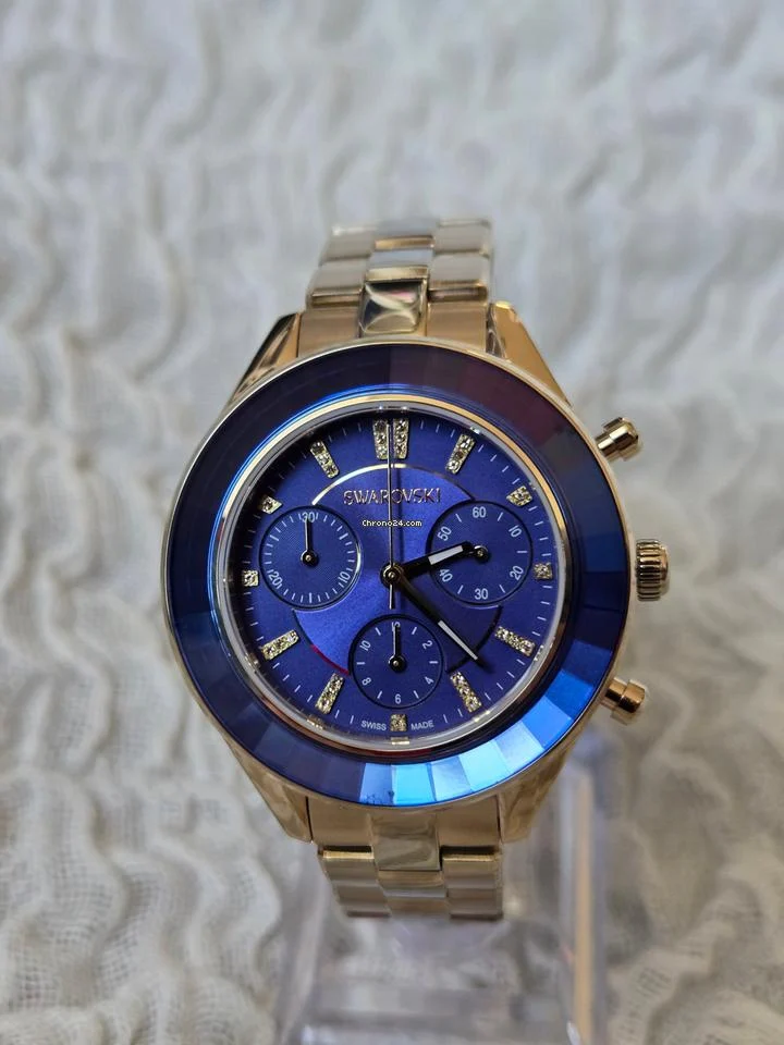 Swarovski Octea Lux Sport Austriaco de fabricación Suiza. Mov. Ronda 13 Joyas. Unisex.