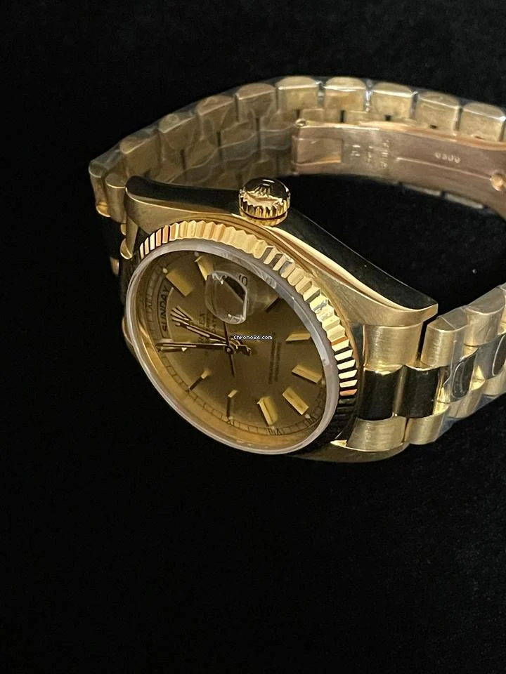 Rolex 1981 Day-Date 18038 Champagne Dial 18kt President No Papers 36mm