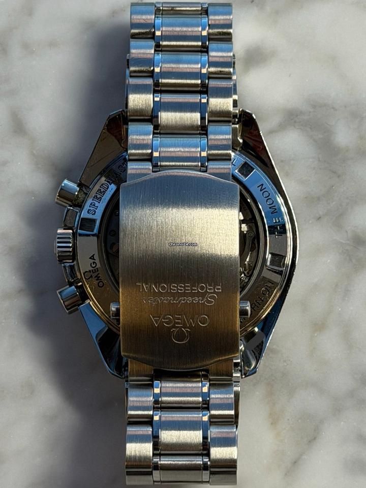 Omega - Pre-owned Speedmaster Professional Moonwatch 3572.50.00 3 Omega - Pre-owned Speedmaster Professional Moonwatch 3572.50.00