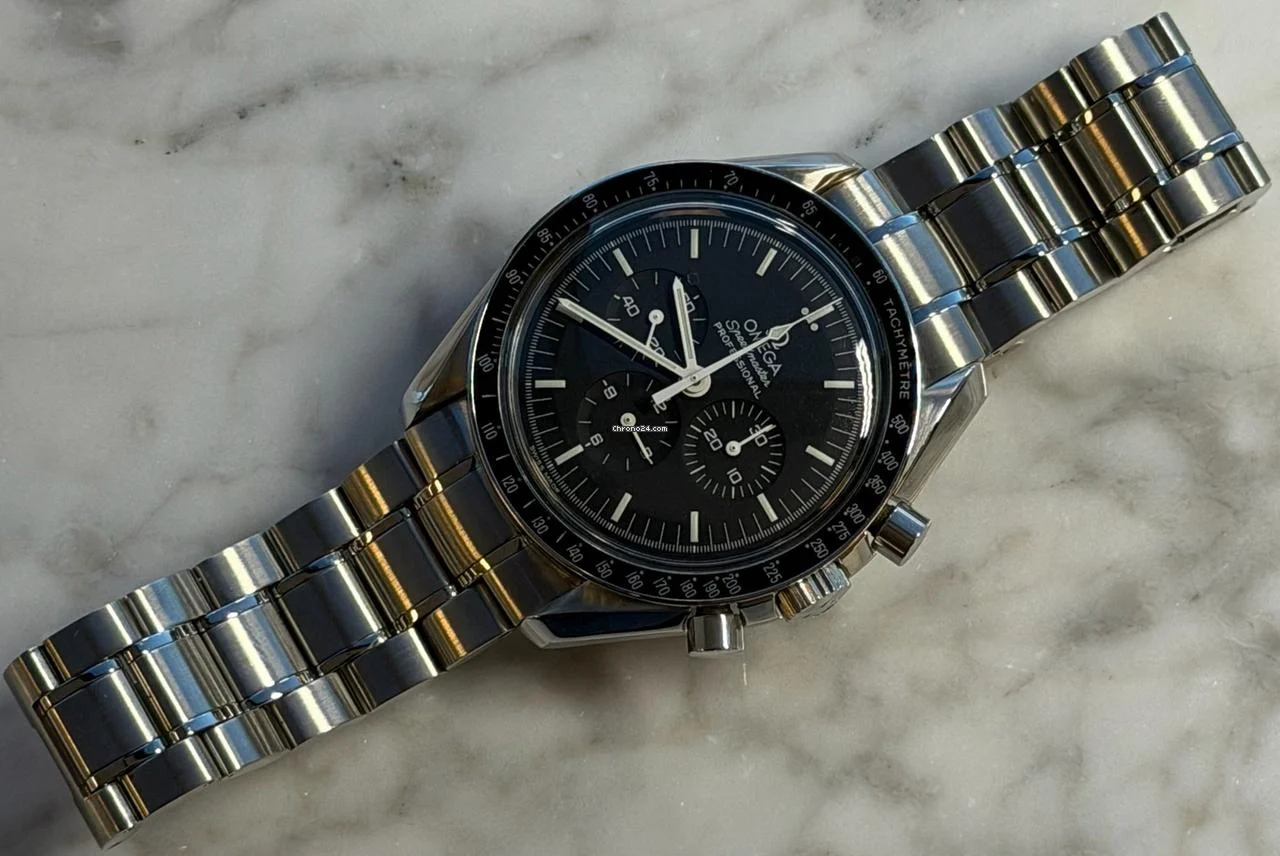 Omega - Pre-owned Speedmaster Professional Moonwatch 3572.50.00 4 Omega - Pre-owned Speedmaster Professional Moonwatch 3572.50.00