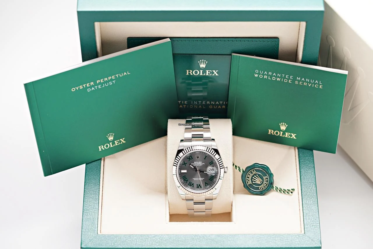 Rolex Datejust 41 2025 NEW Fluted Wimbledon Oyster 126334 Slate Green Roman Dial