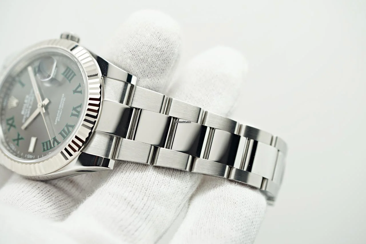 Rolex Datejust 41 2025 NEW Fluted Wimbledon Oyster 126334 Slate Green Roman Dial