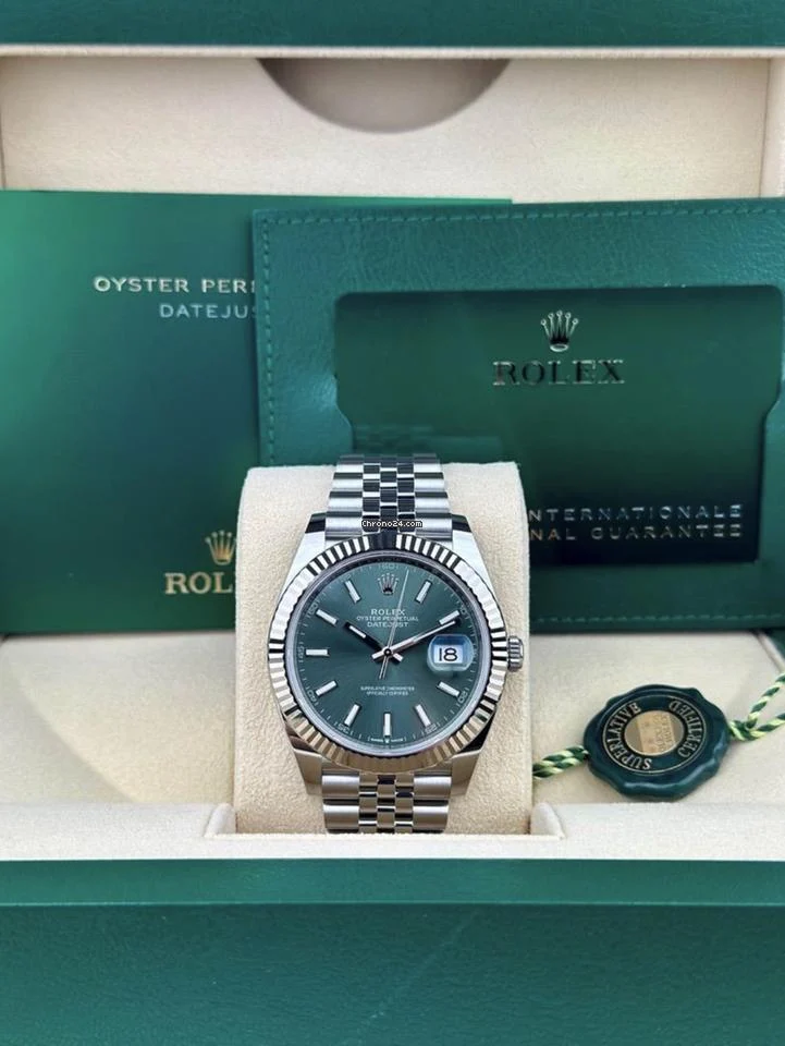 Rolex Datejust 41 2025 Unworn 126334 Datejust 41 Mint Green Fluted Jubilee Ful