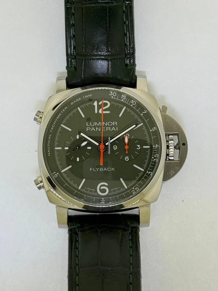 Panerai Luminor Chrono Flyback Verde Militare LIMITED EDITION. SOLD OUT.