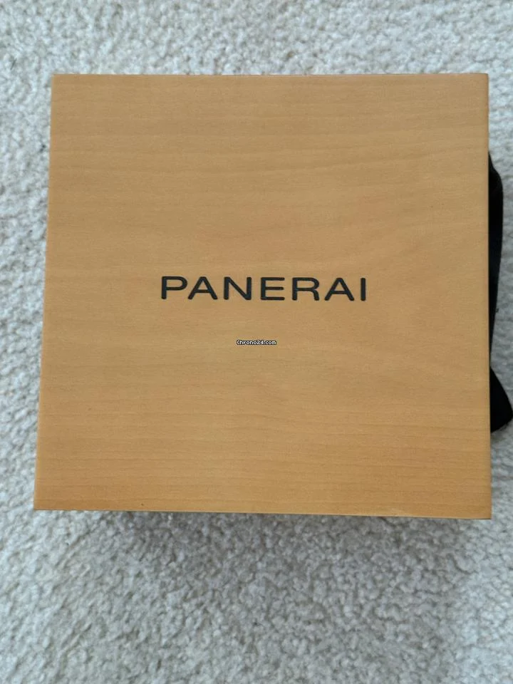 Panerai Luminor Chrono Flyback Verde Militare LIMITED EDITION. SOLD OUT.