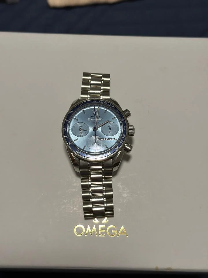 Omega Speedmaster Chronograph 38 Co-axial Box and Papers included.