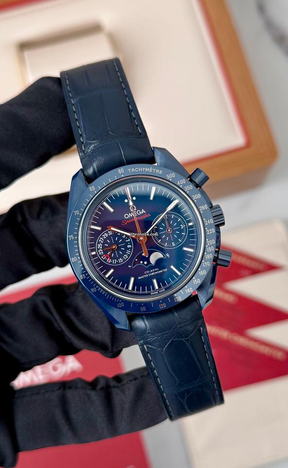 Omega Speedmaster Moonwatch Moonphase Blue Side of the Moon Blue Ceramic Complete
