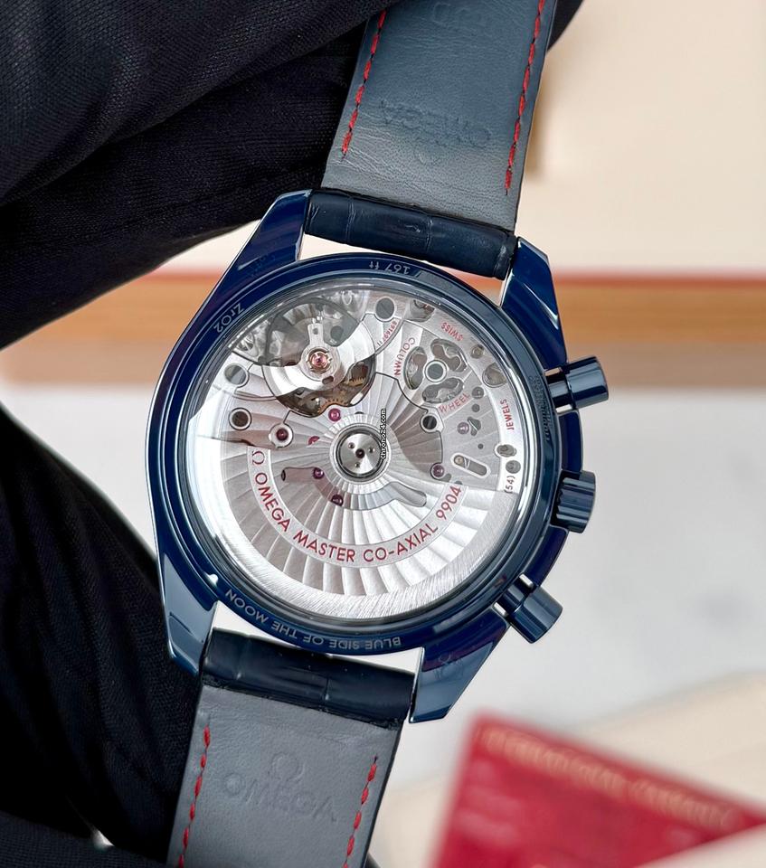 Omega Speedmaster Moonwatch Moonphase Blue Side of the Moon Blue Ceramic Complete