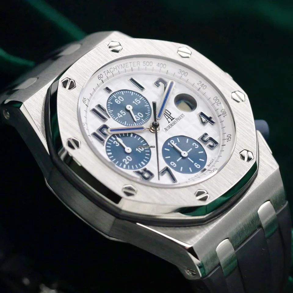 Audemars Piguet MINT Royal Oak Offshore Chronograph Navy Panda White Dial Black Rubber Strap Steel 26170ST