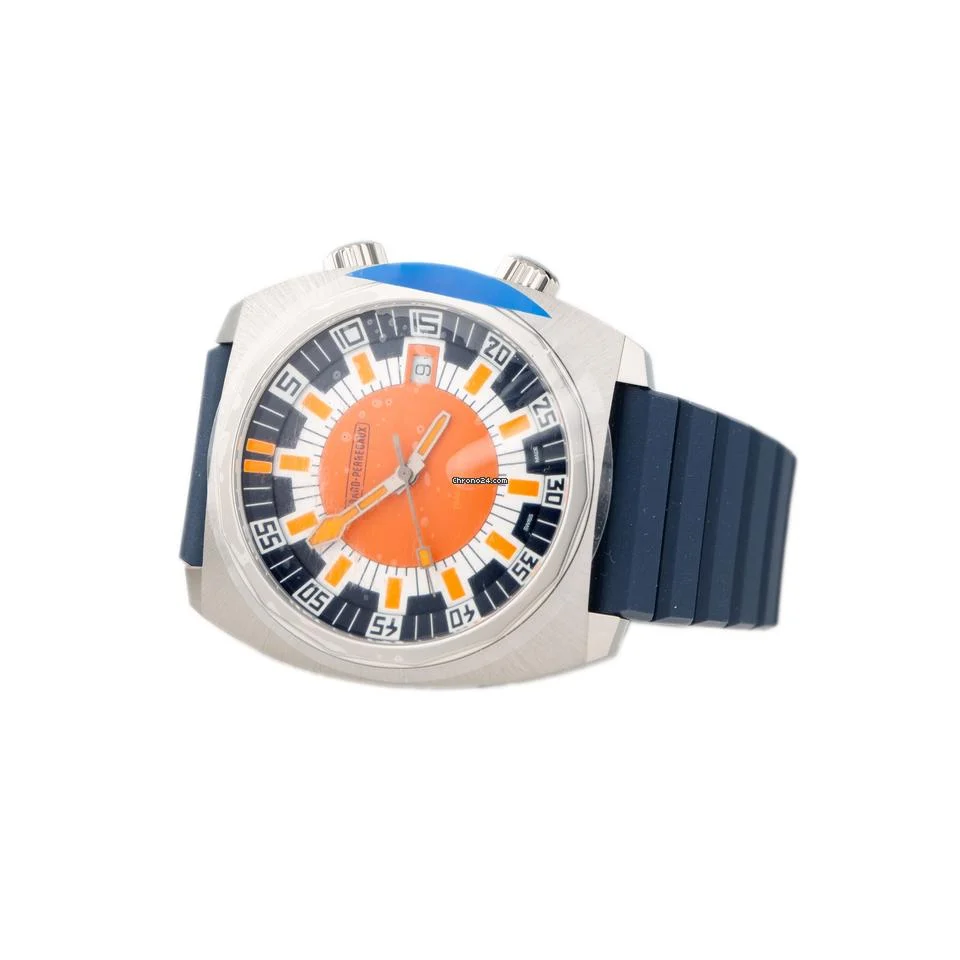 Girard Perregaux Deep Diver Bamford Limited Edition Titanium Orange Dial 40.3mm 39500-21-3266-6CX Full Set