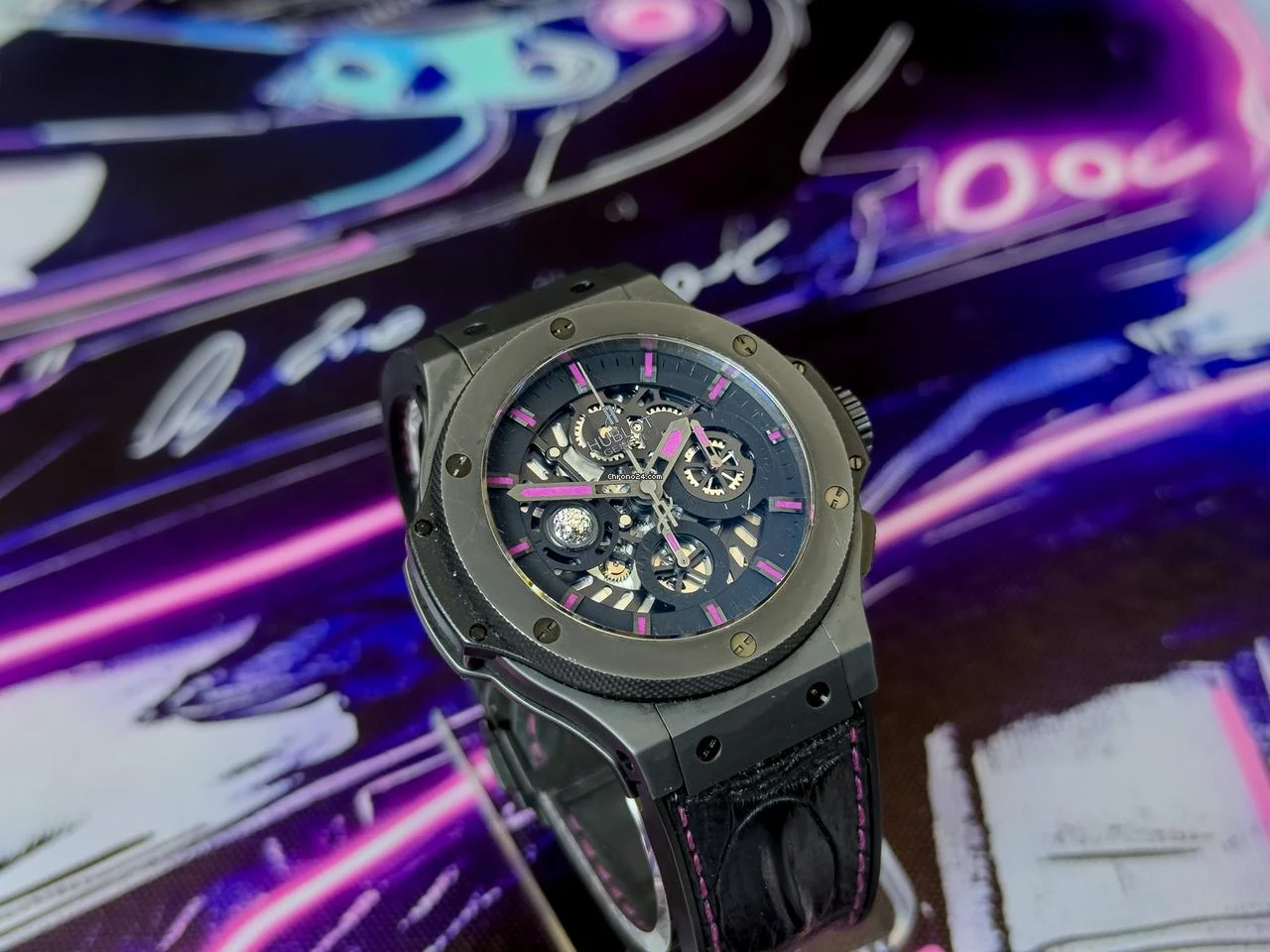 Hublot Big bang Aero Bang 2017 Big Bang Skeleton Dial Crown Of Light Box & Papers