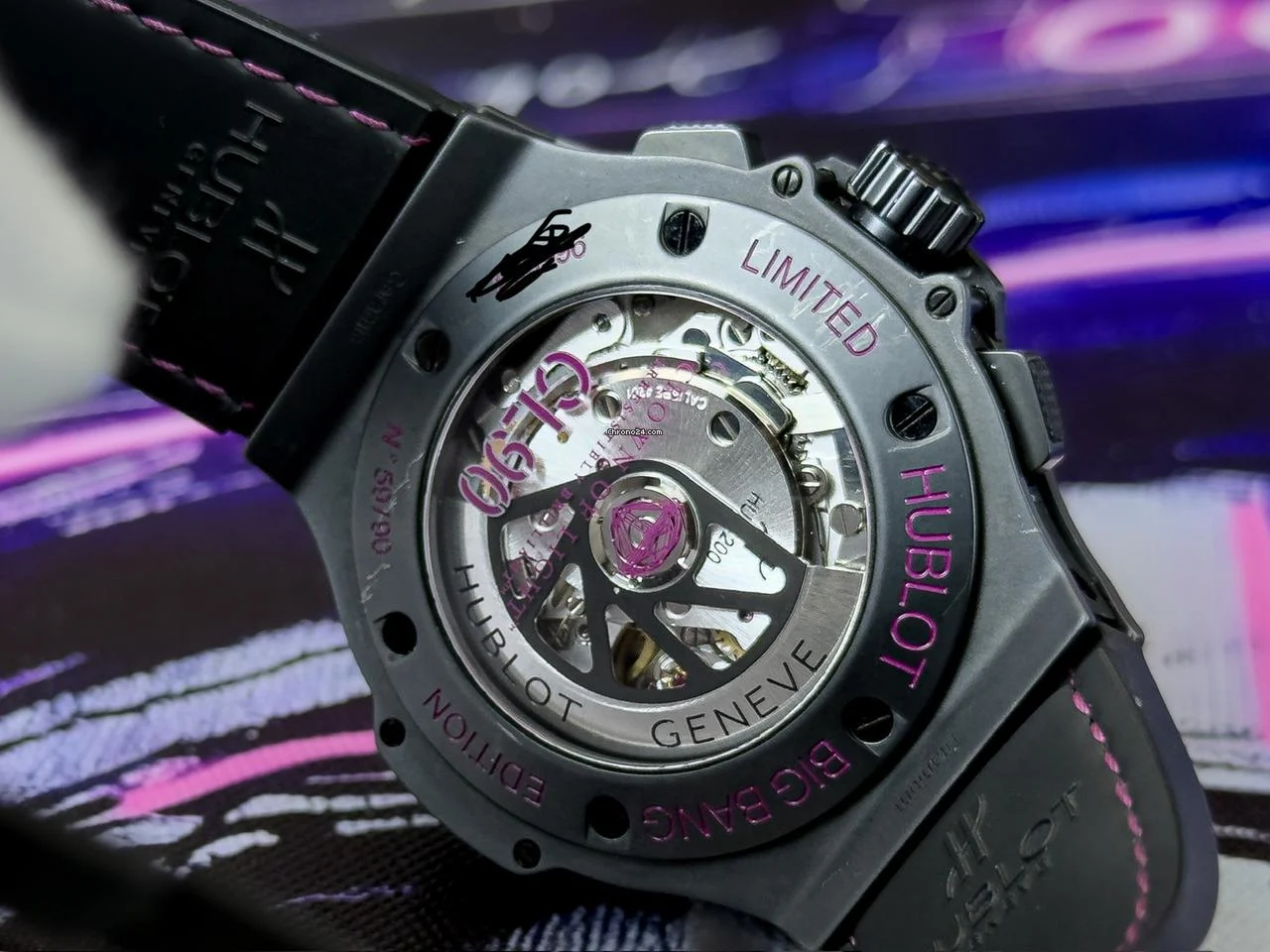 Hublot Big bang Aero Bang 2017 Big Bang Skeleton Dial Crown Of Light Box & Papers